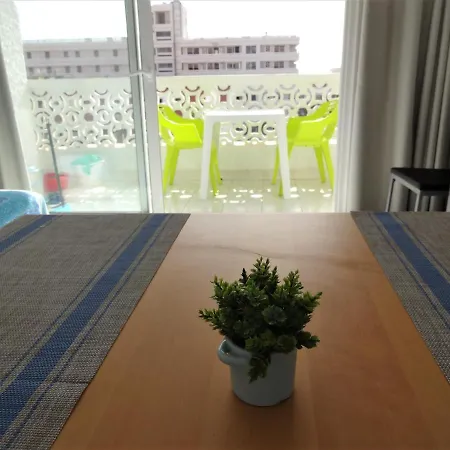 Apartamento South Facing With Sea View And Free Wifi In Playa Honda Heart Of Americas *