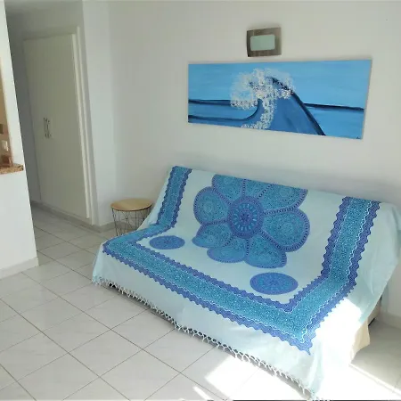 South Facing With Sea View And Free Wifi In Playa Honda Heart Of Americas 公寓