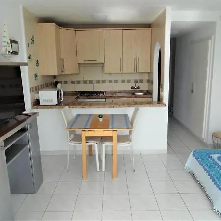 South Facing With Sea View And Free Wifi In Playa Honda Heart Of Americas Apartamento Playa de las Américas